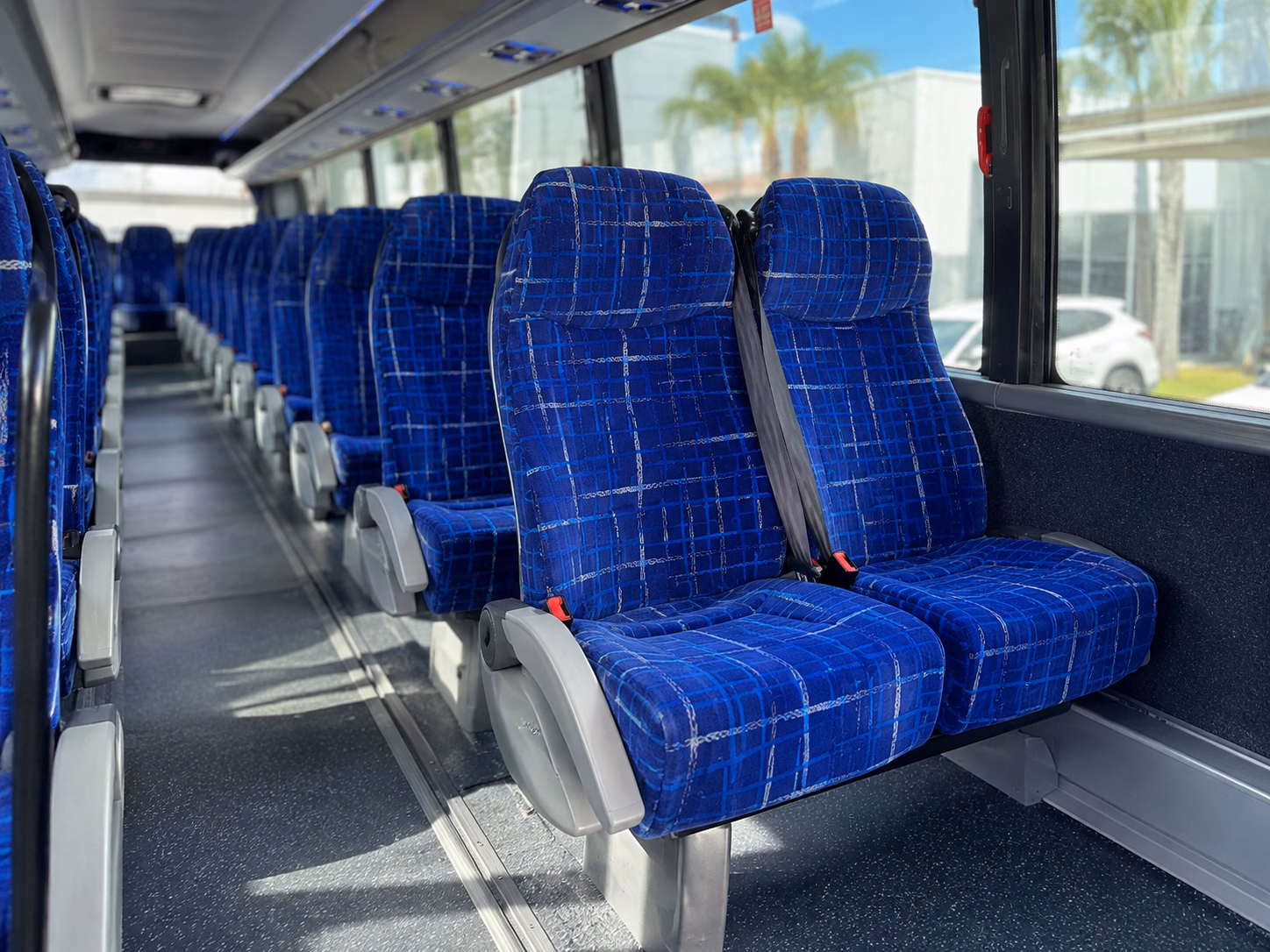 charter buses to sofi stadium rams and chargers games